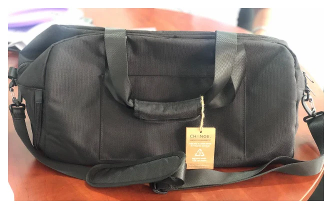 Additional travel gift sample